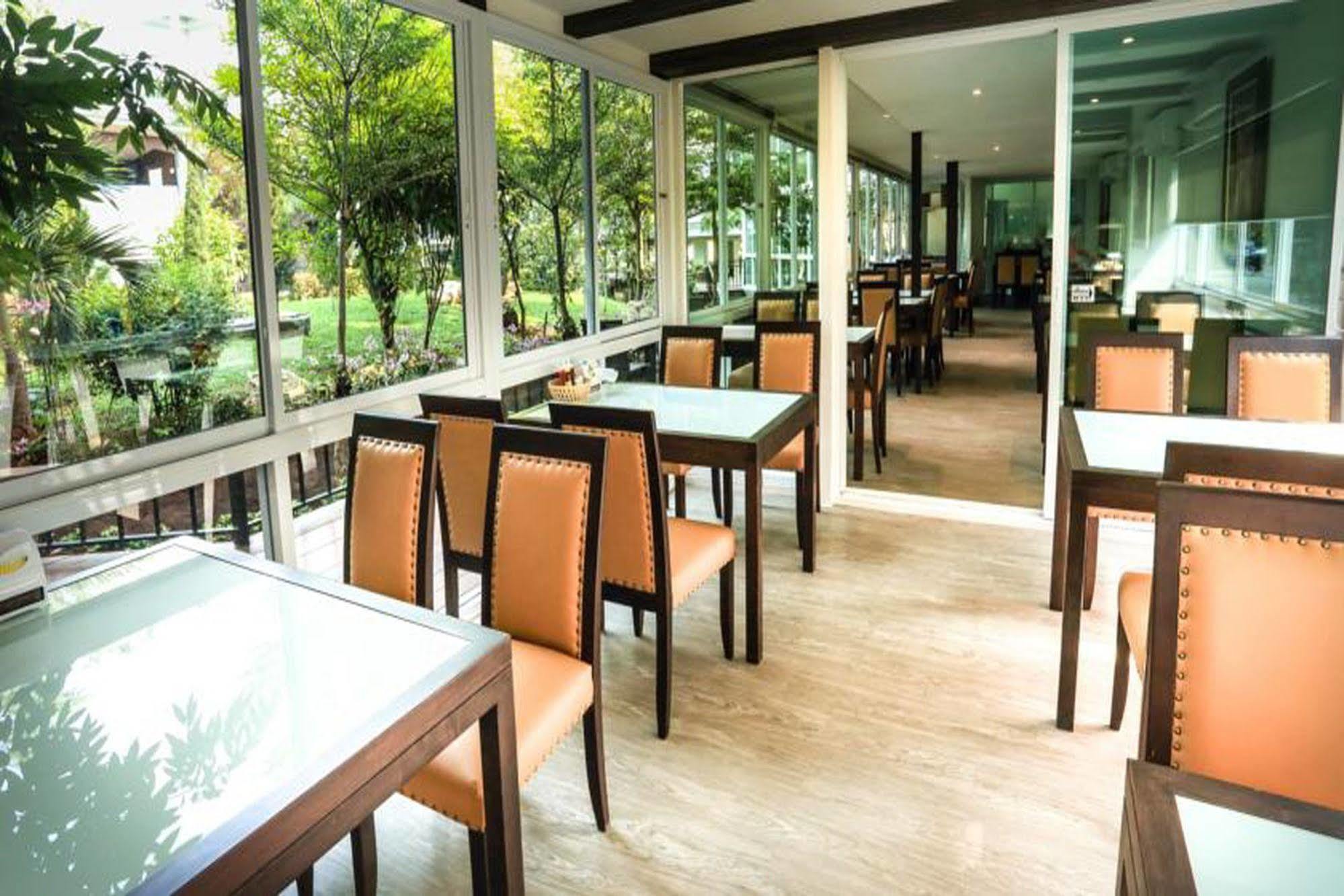 The Pino Hotel Pakchong Exterior photo