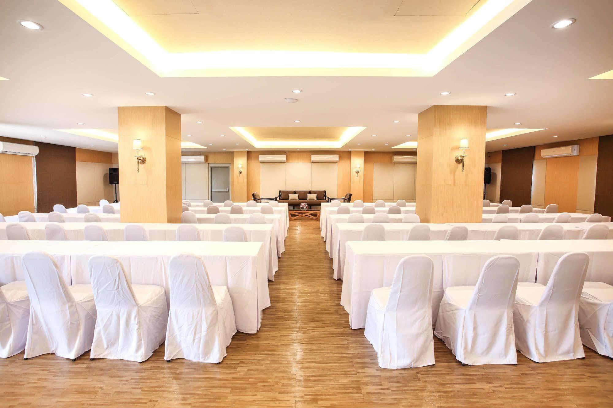 The Pino Hotel Pakchong Exterior photo