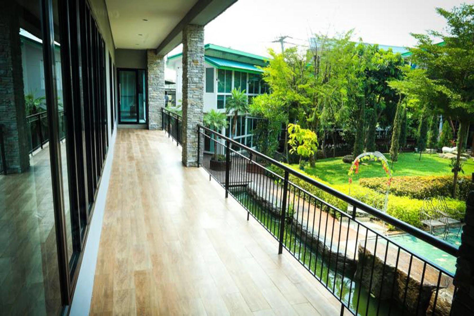 The Pino Hotel Pakchong Exterior photo